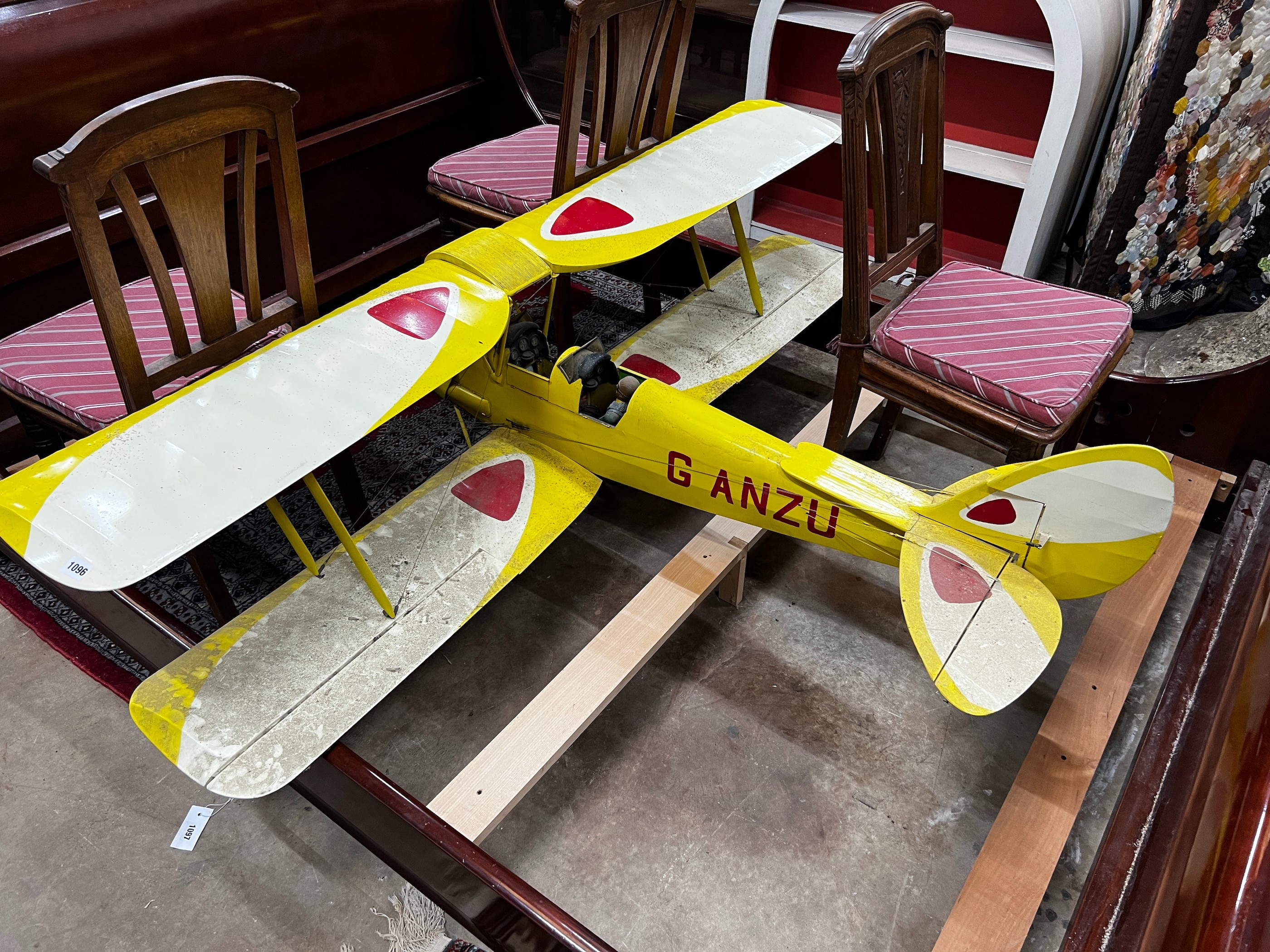 A De Havilland Tiger Moth Reg:- G-ANZU model aeroplane, width 183cm, length 150cm *Please note the sale commences at 9am.